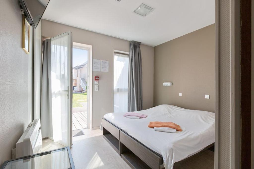 Les Tourelles Village De Vacances Asnelles Dış mekan fotoğraf